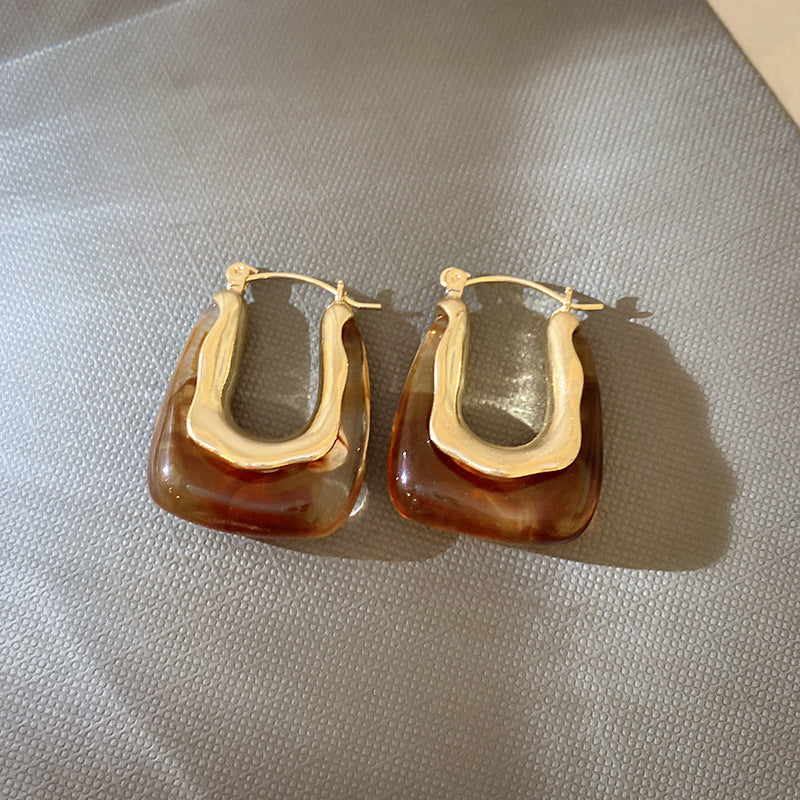 Wholesale Real Gold Electroplating Autumn and Winter Retro Fashion Temperament High-end Round Tiger Eye Stone Earrings